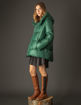 Εικόνα για Γυναικείο demi μπουφάν με ενσωματωμένη κουκούλα Biston fashion Πράσινο  48-101-089